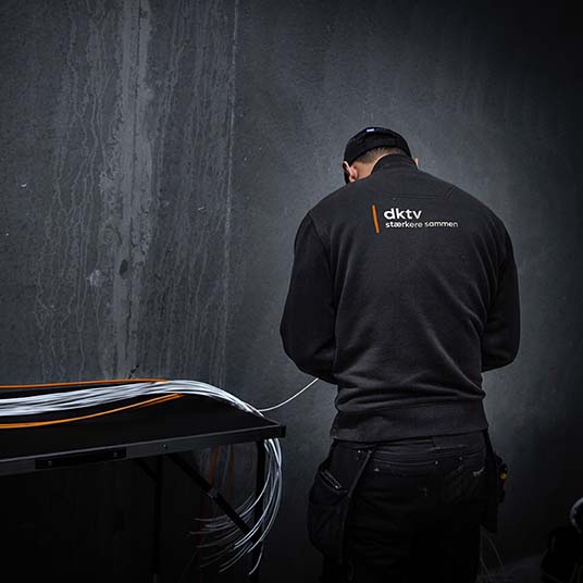 Teknisk Installation Fiberskab Sort Trøje Mobil