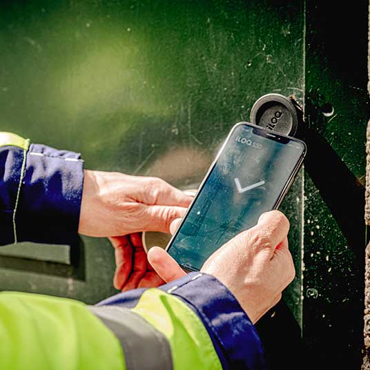 Nis2 Sikkerhed Lås På Dør Mobil Adgang Mobil