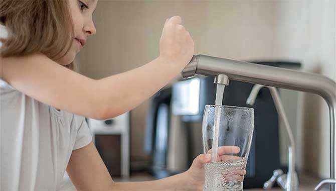 Sikkerhed For Rent Drikkevand Ud Af Hanen Mobil