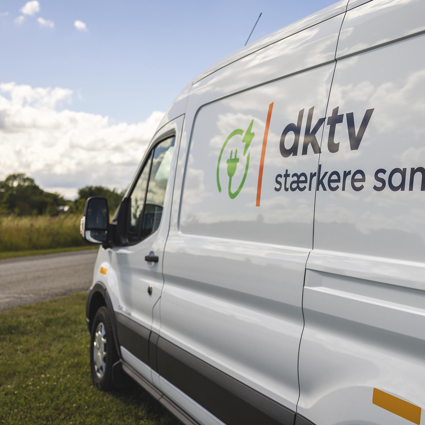 DKTV Installerer Solceller